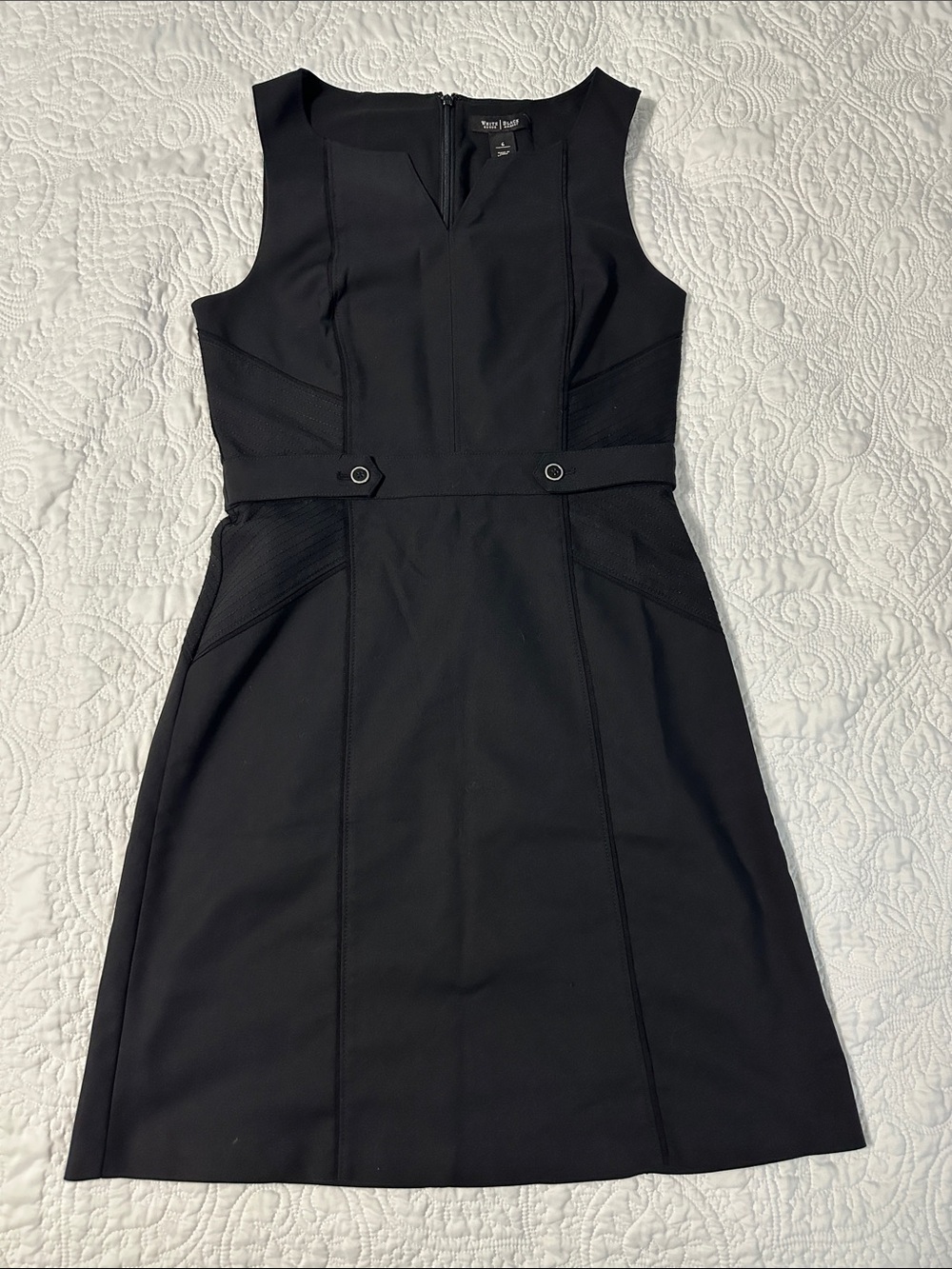 White House Black Market Black Sleeveless Dress with Waist Accent size 6